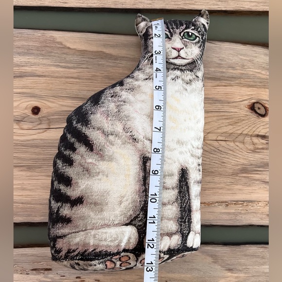 Vintage Primitive Tabby Lifelike 1892 Reproduction Stuffed Realistic Cat Pillow - Picture 6 of 7